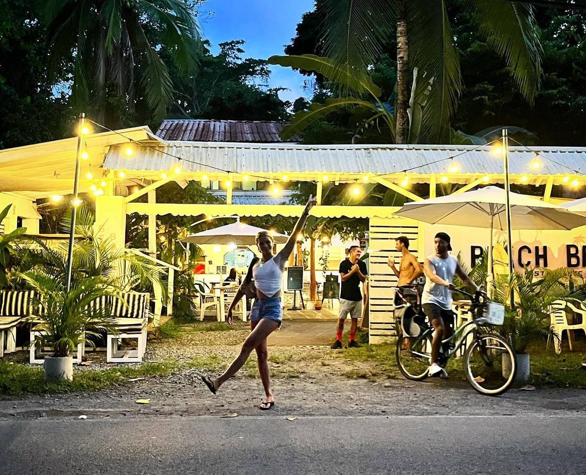 Culinary Delights: Street Food, Restaurants, & Cafes